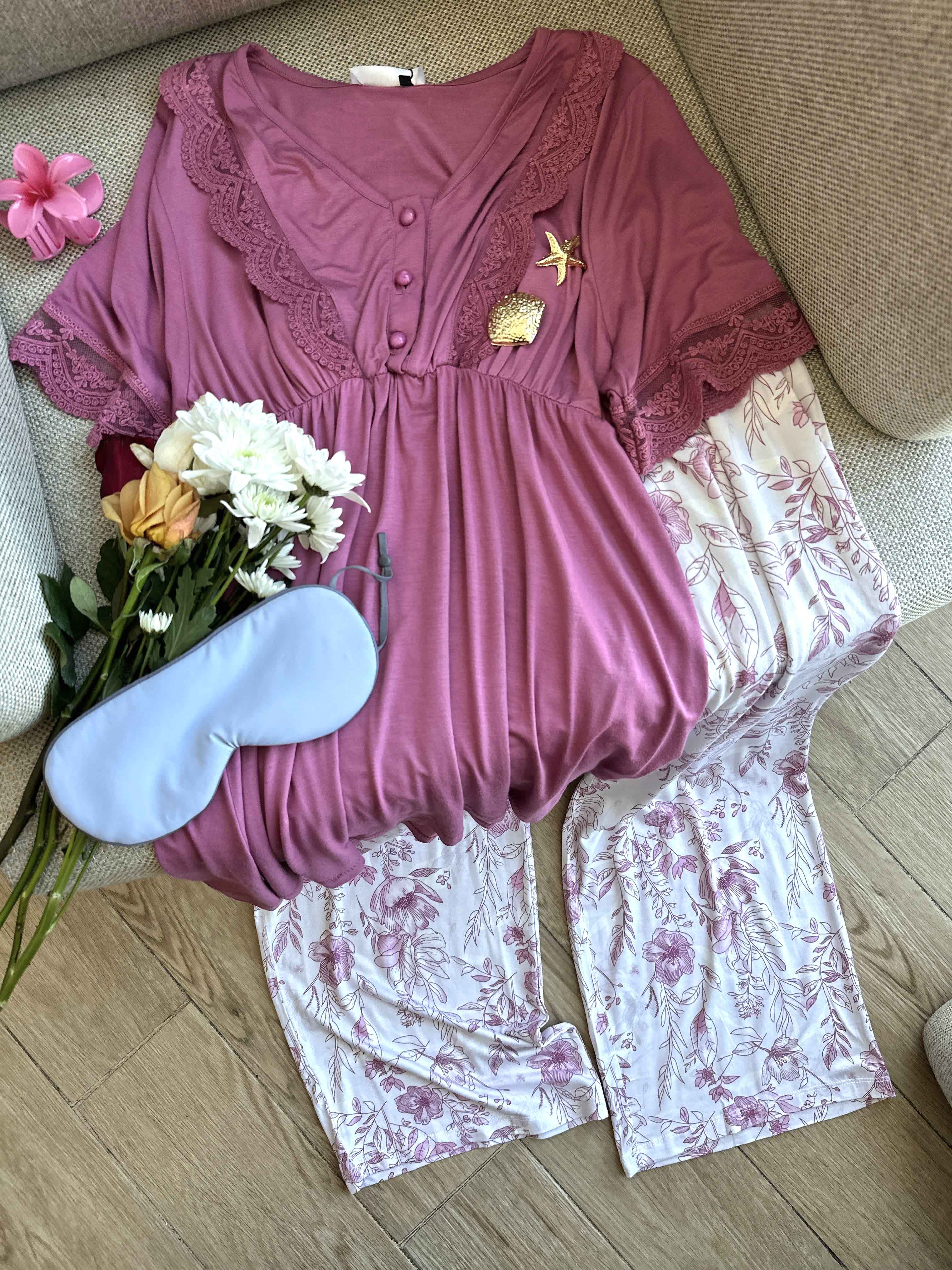 Pyjama  rose boutons avec dentelle