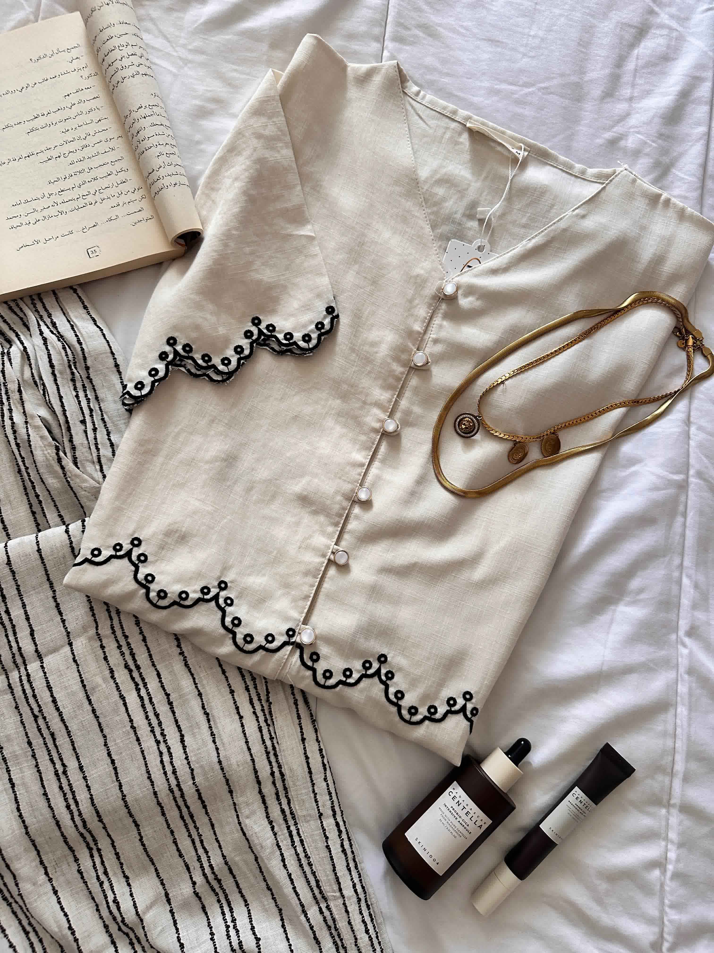 Homewear beige broderie noire