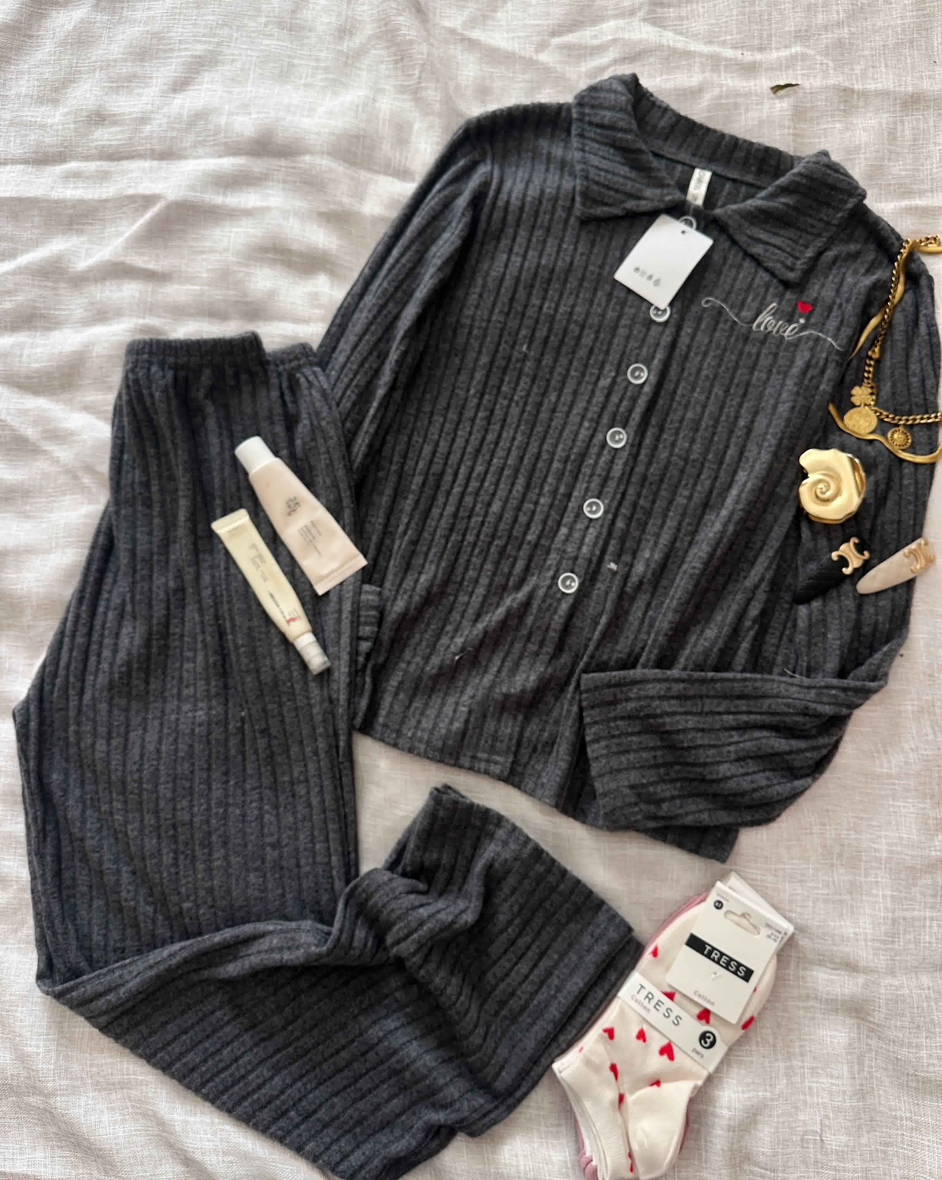 Pyjama boutonné avec col