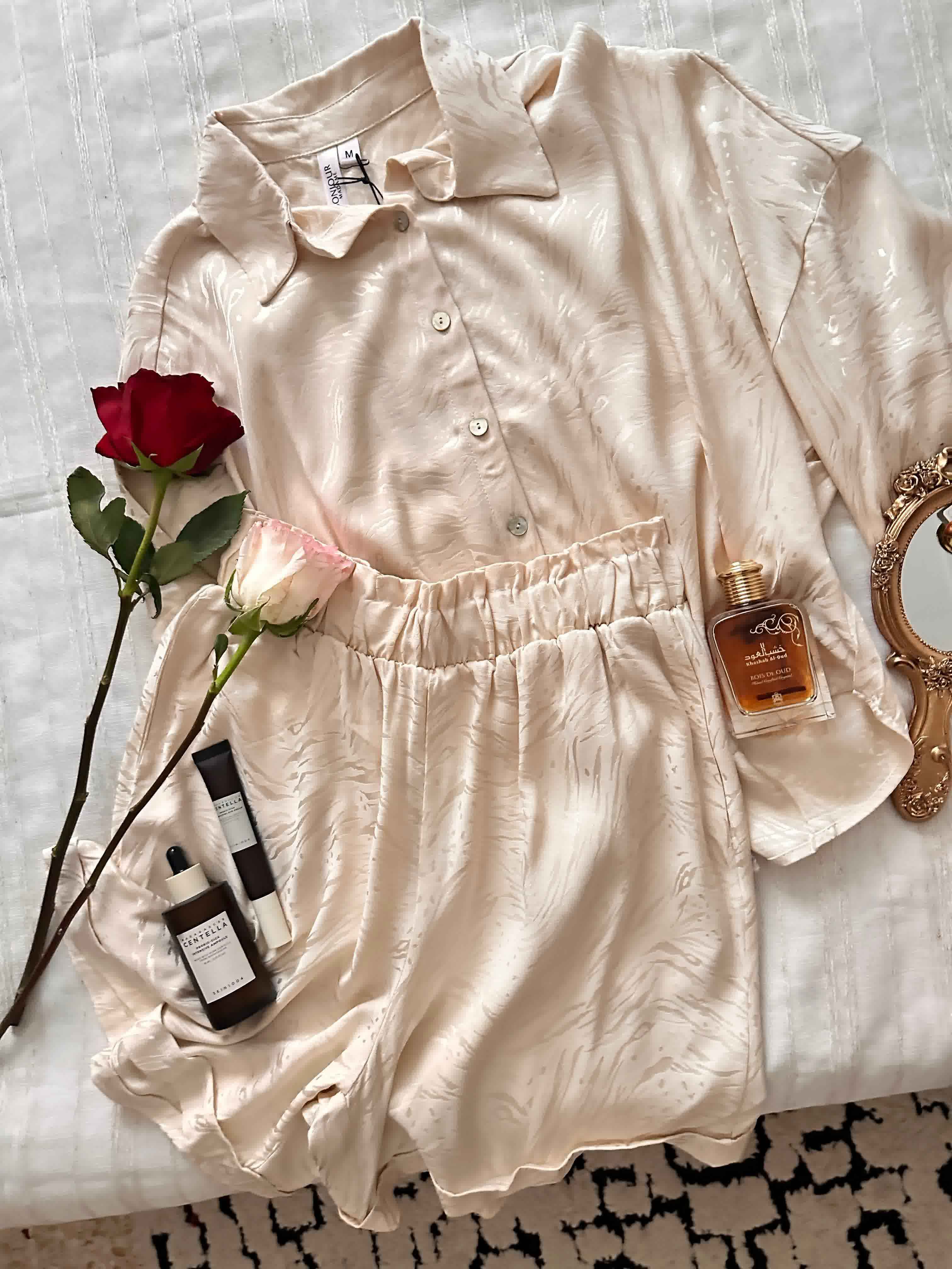 Pyjama short bonjour uni noir et beige