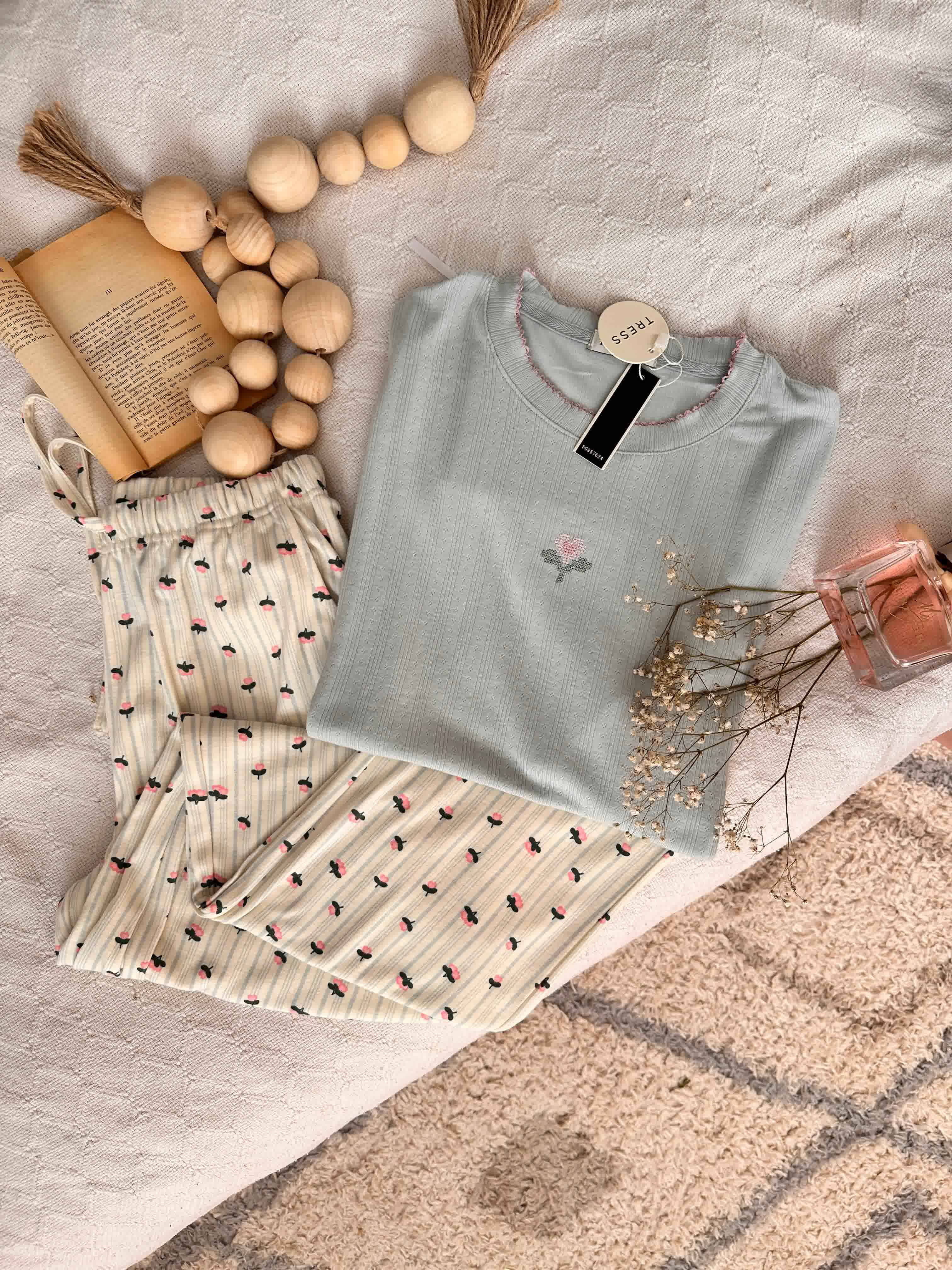 Pyjama pantalon rayonné fleuri