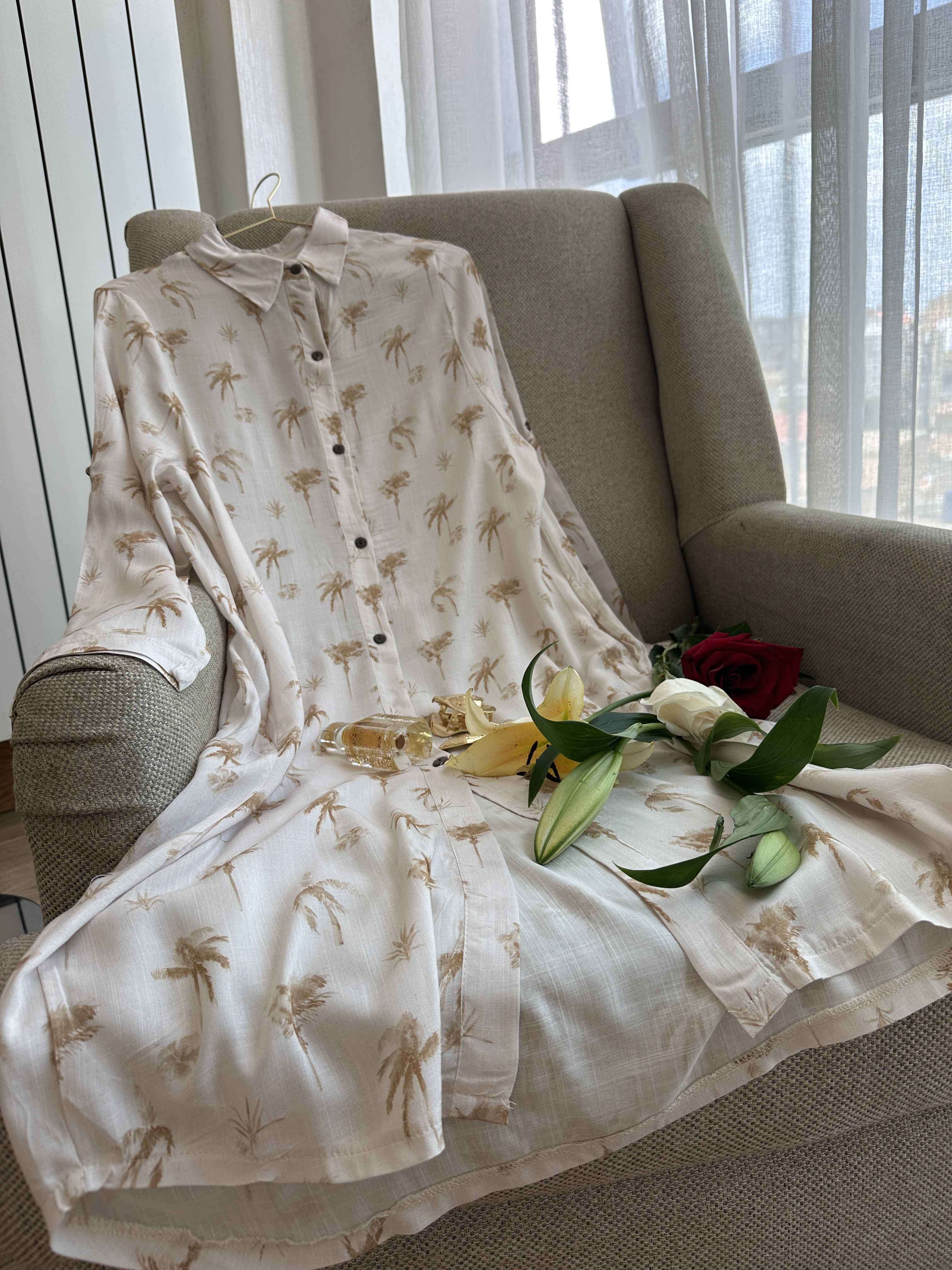 Robe Ibiza blnc courte boutonnée