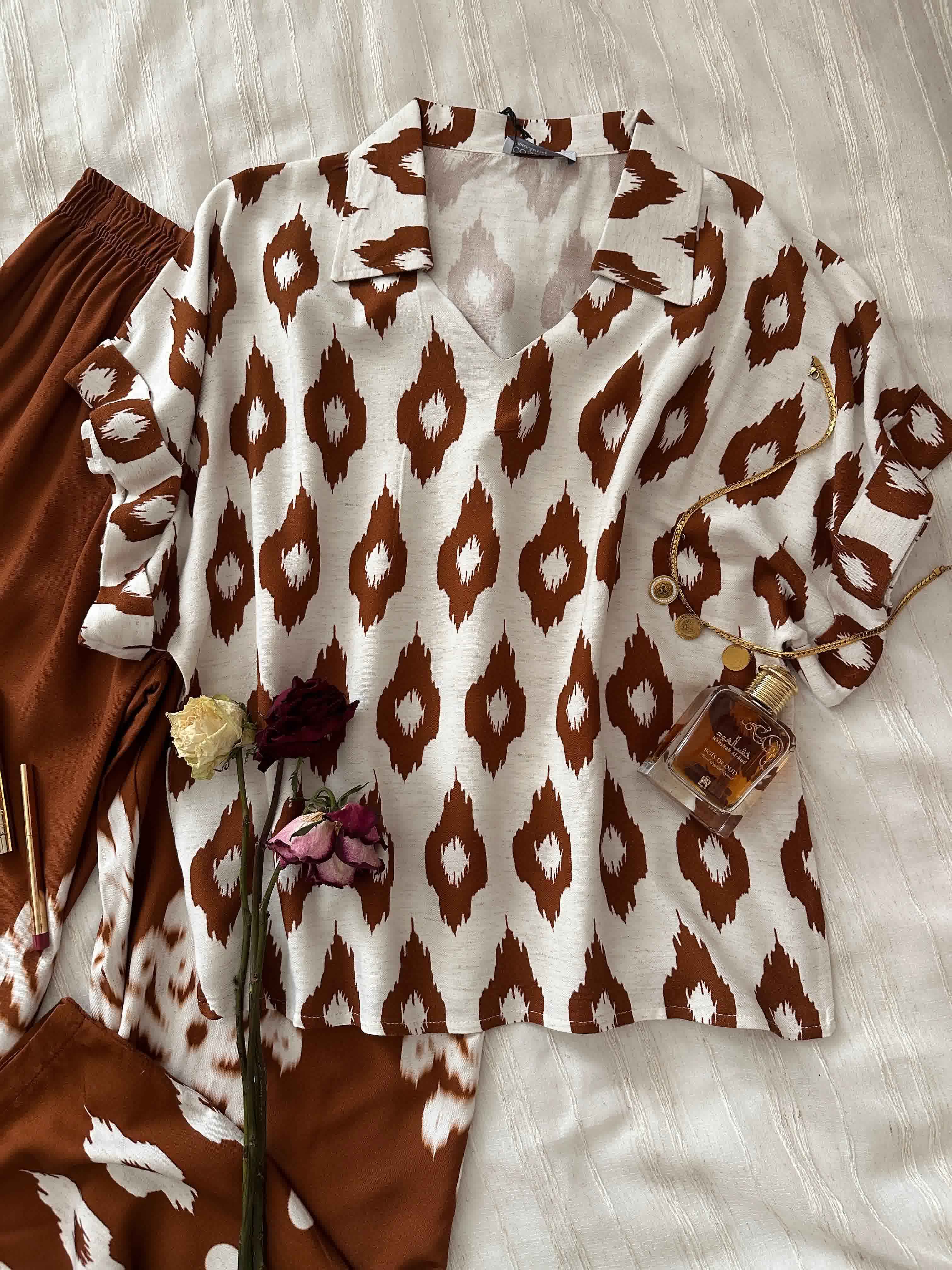 Homewear Cosku maron et blanc oversize