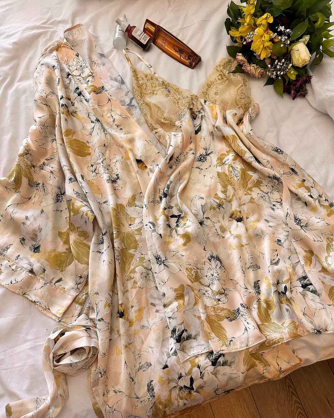 Deshabillé Bonjour jaune